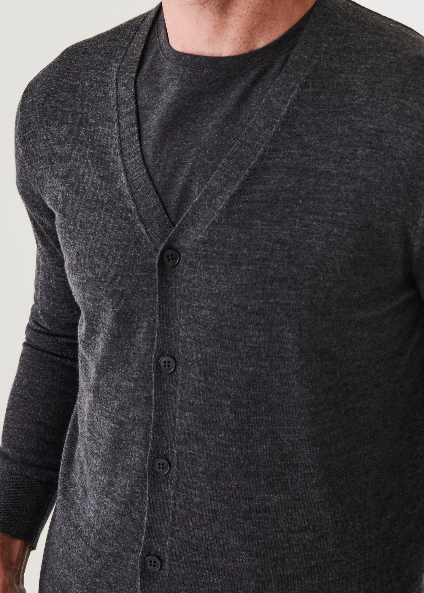 EXTRA-FINE MERINO CARDIGAN