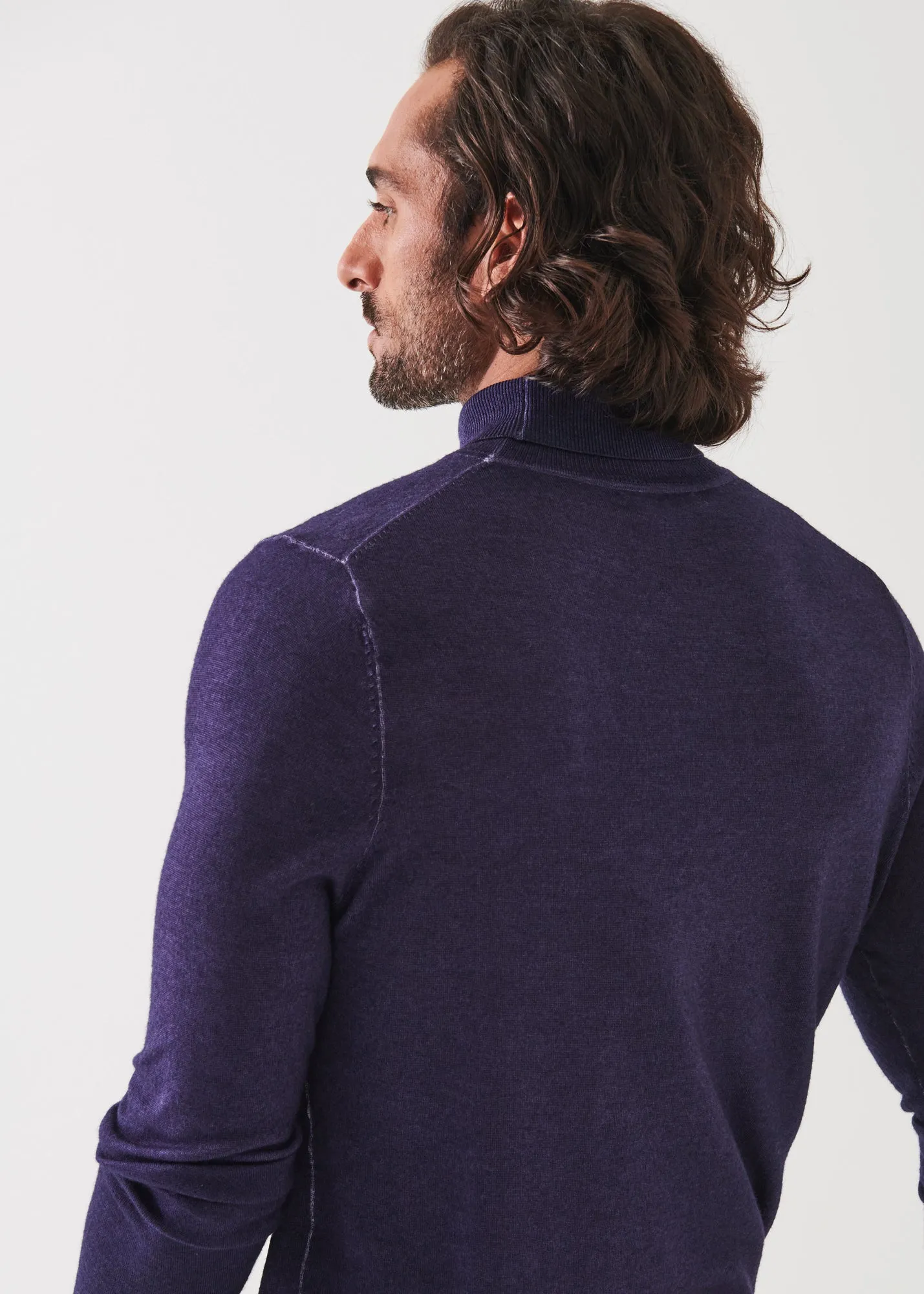 EXTRA-FINE MERINO VINTAGE WASH TURTLENECK