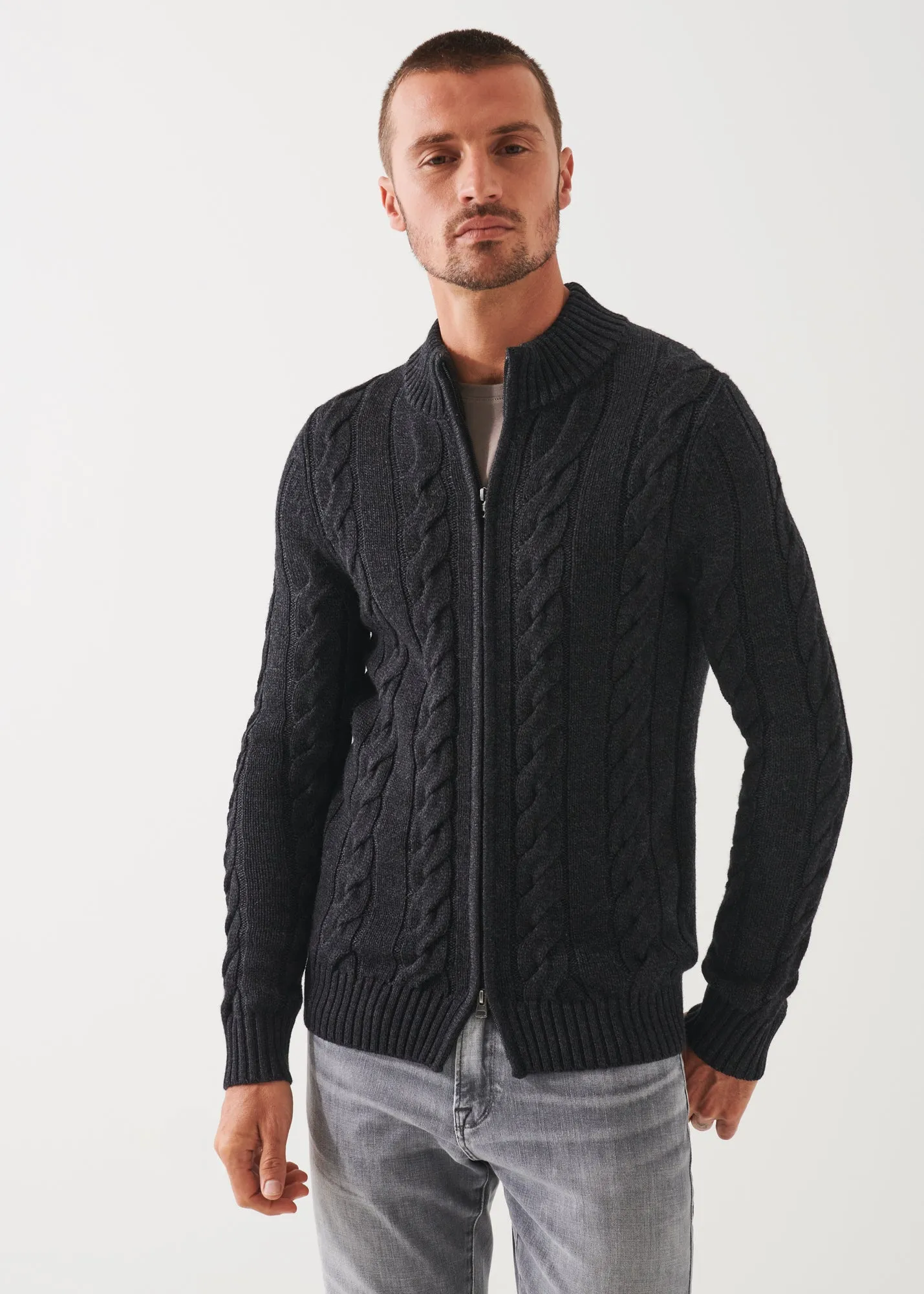 MERINO CABLE KNIT ZIP CARDIGAN