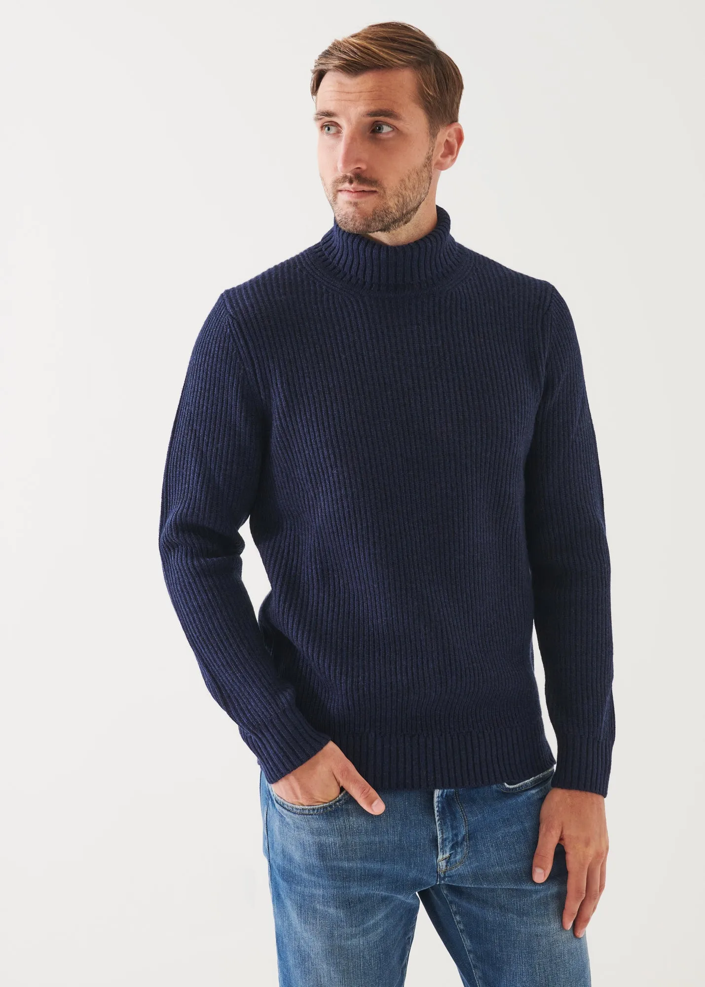 MERINO RIBBED KNIT TURTLENECK