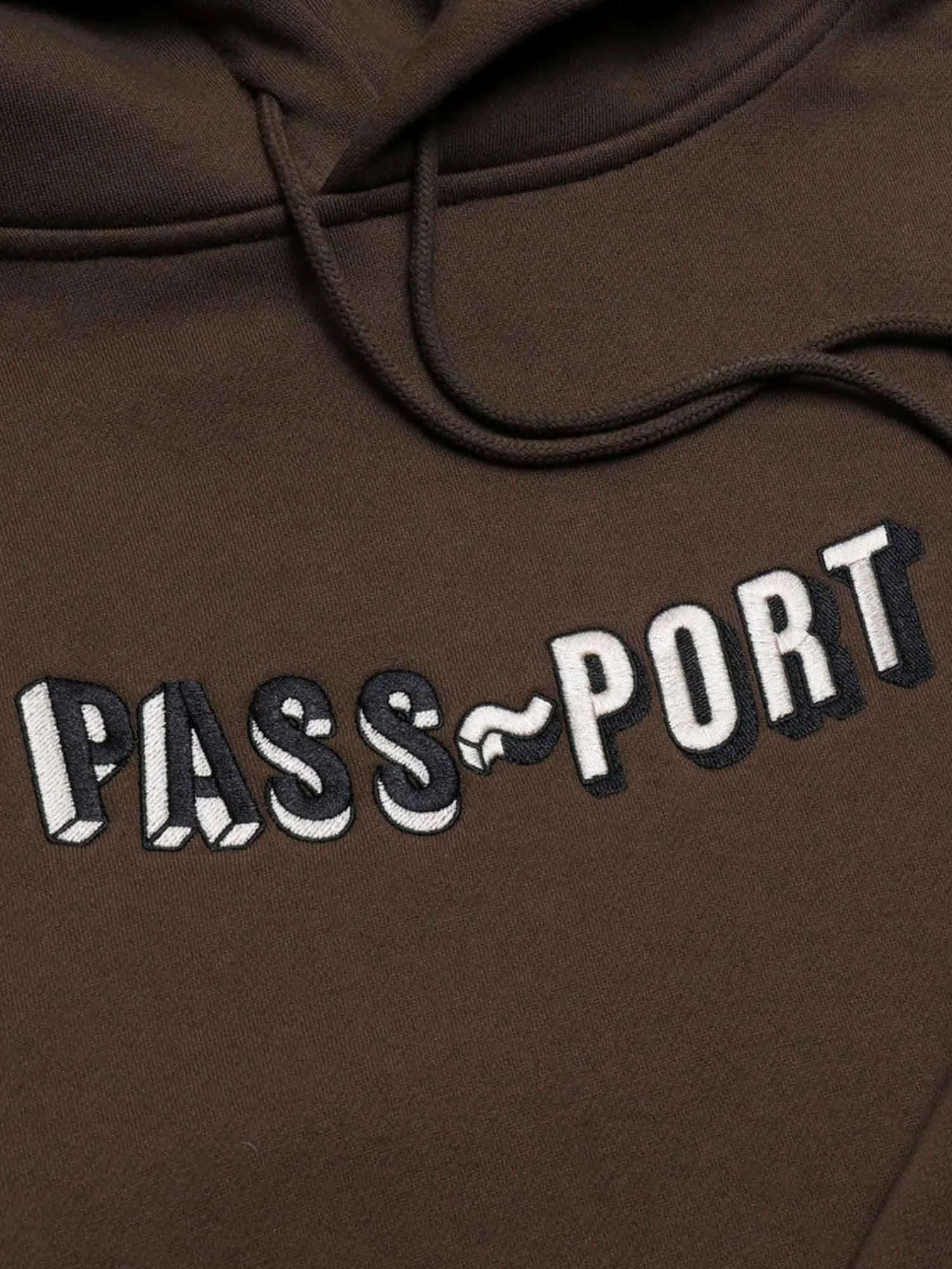 Pass-Port Sunken Logo Embroidery Hood - Bark